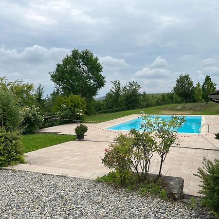 La Famulenta Garden Apartment Grazzano Badoglio Dış mekan fotoğraf