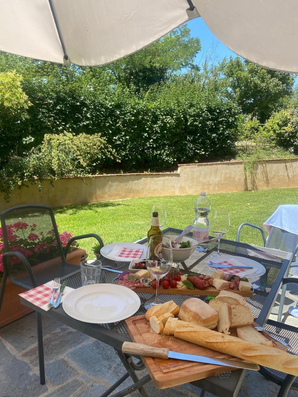La Famulenta Garden Apartment Grazzano Badoglio Dış mekan fotoğraf