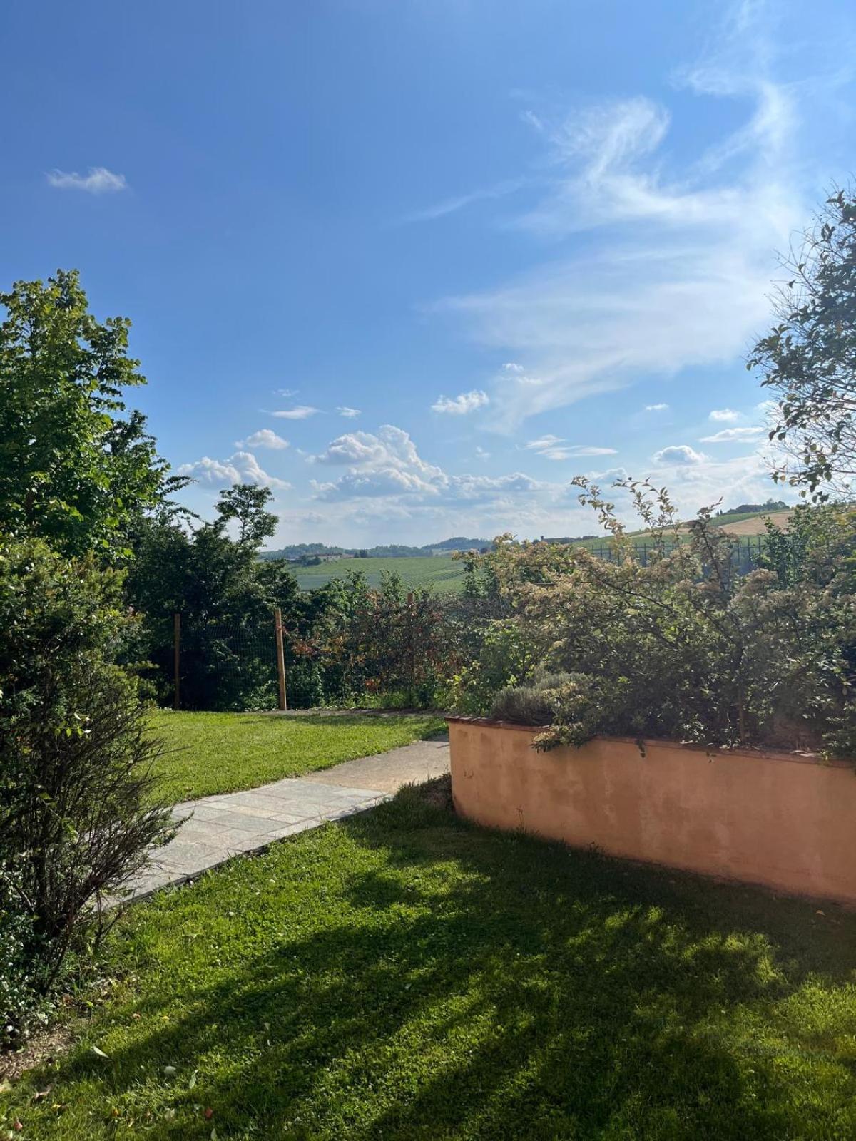 La Famulenta Garden Apartment Grazzano Badoglio Dış mekan fotoğraf